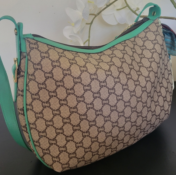 CHOICE OF One Authentic GucciPLUS vintage custom painted crossbody bag - Picture 3 of 16